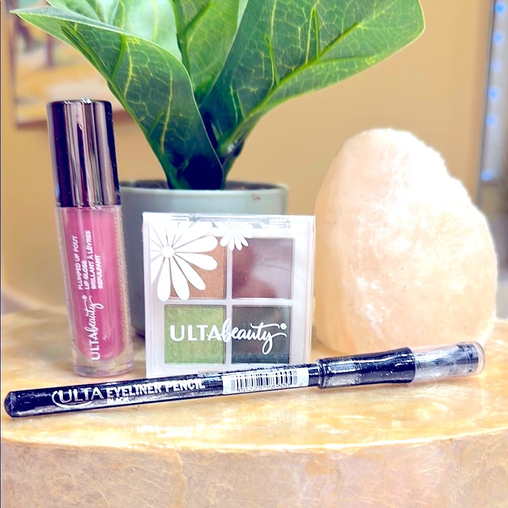 SALE🩷ULTA Makeup Set w/Black Eyeliner/ Pink Lip Gloss